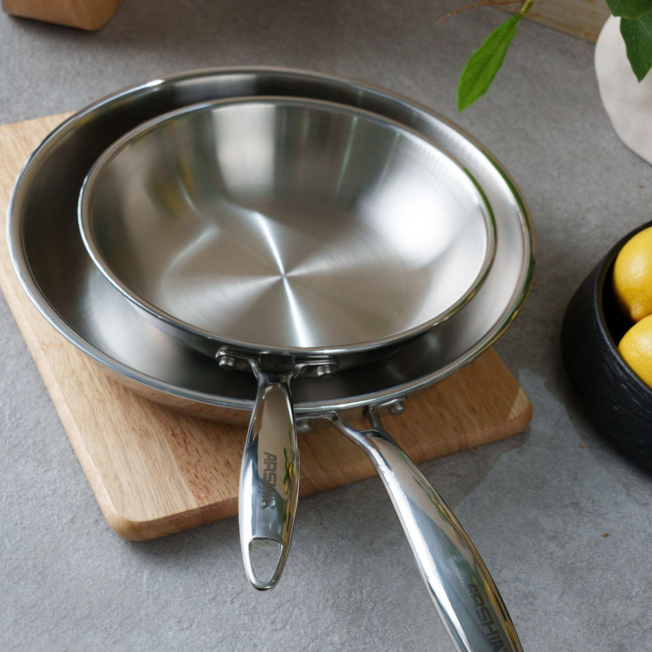 ماهی تابه تک دسته استیل 24 سانتی عرشیا ARSHIA مدل SS16-3565